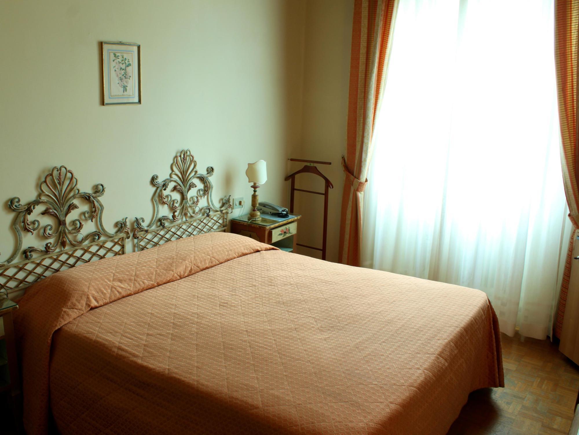 פירנצה Hotel Villa Le Rondini מראה חיצוני תמונה
