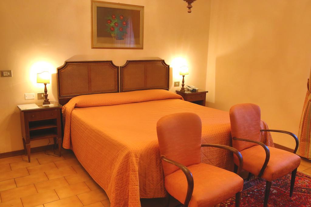 פירנצה Hotel Villa Le Rondini מראה חיצוני תמונה